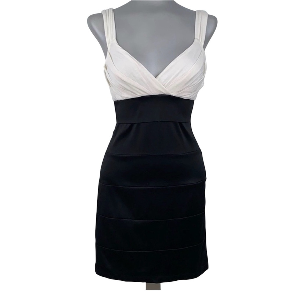 Misope Black & White Dress